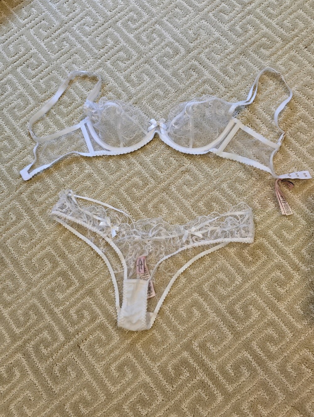 Agent Provocateur White Floral Lace Sheer Bra & Thong Set, Size 34C And 4